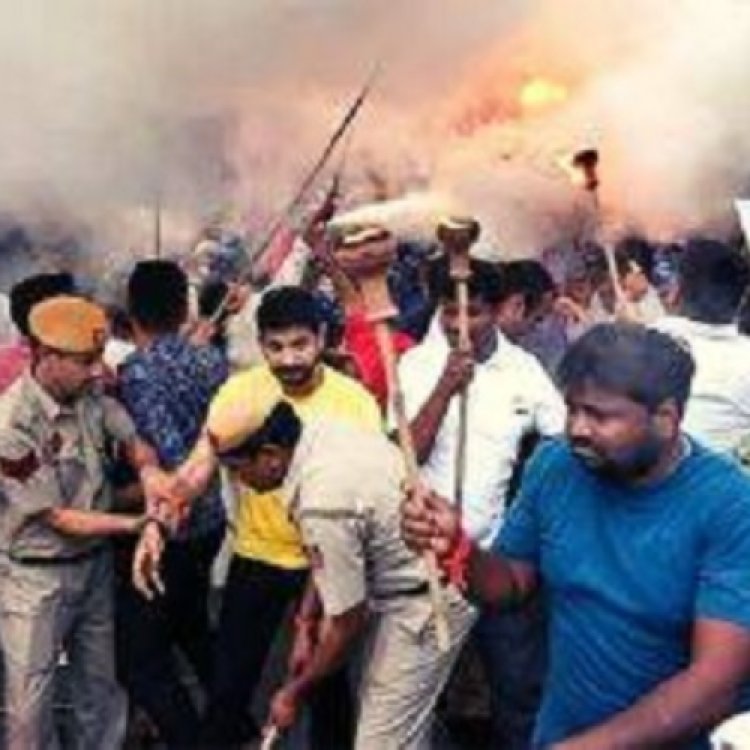 अहमदाबाद में ‘अग्निपथ’ योजना का विरोध कर रहे 14 लोगों को हिरासत में लिया गया