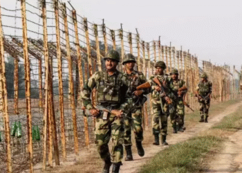 पाक सीमा के पास बाड़मेर में पाकिस्तानी घुसपैठिया गिरफ्तार, एजेंसियां कारणों की पड़ताल में जुटीं