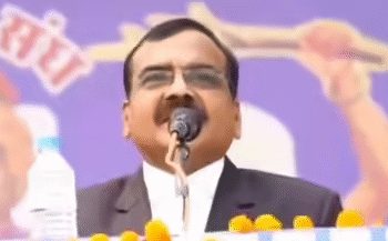 ब्राह्मण बेटियों पर अभद्र टिप्पणी से मध्य प्रदेश में बवाल, IAS संतोष वर्मा को कारण बताओ नोटिस जारी