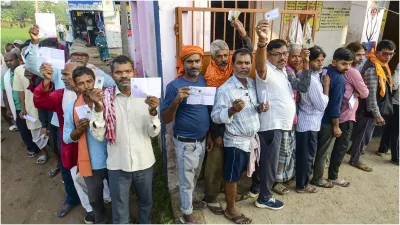 बिहार विधानसभा चुनाव के पहले चरण में 121 सीटों के लिए चुनाव प्रचार थम गया है। सभी की निगाहें 7 नवंबर को होने वाले मतदान पर