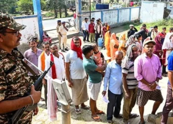 बिहार विधानसभा चुनाव 2025 के दूसरे चरण में मतदान जारी, नेताओं ने की मतदाताओं से लोकतंत्र में भागीदारी की अपील