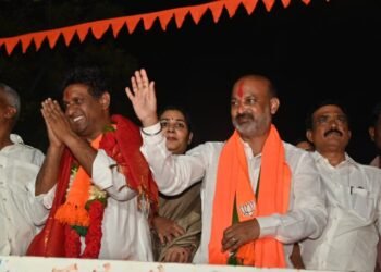 केंद्रीय गृह राज्य मंत्री बंदी संजय का बड़ा आरोप, कांग्रेस और AIMIM पर लगाया तेलंगाना को इस्लामिक राज्य बनाने की साजिश का आरोप