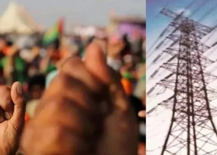 सोसाइटी में बिजली की समस्या से लोग परेशान