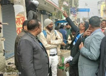 सुल्तानपुर में बिजली विभाग की बड़ी कार्रवाई, 42 कनेक्शन काटे