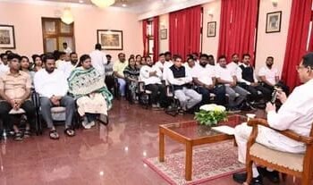 ओडिशा: बीजद ने राज्यपाल से 13 सरकारी विश्वविद्यालयों में कुलपतियों की नियुक्ति का आग्रह किया