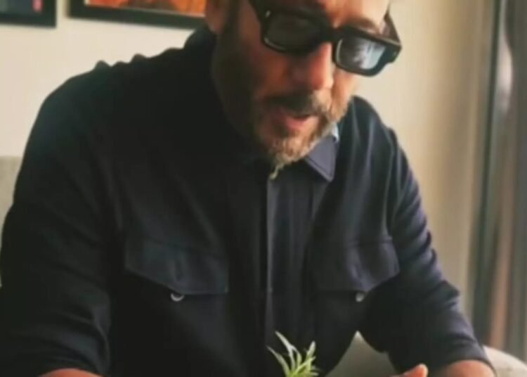 जैकी श्रॉफ ने याद किए संगीत और सिनेमा के तीन दिग्गज, फैंस को यादों में डुबोया