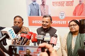 अब कार्यक्रम के दौरान गुलदस्ता और स्मृति चिह्न नहीं लेंगे केंद्रीय कृषि मंत्री चौहान