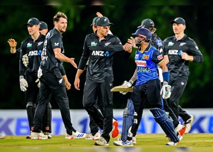 न्यूजीलैंड ने श्रीलंका को 61 रनों से हराया